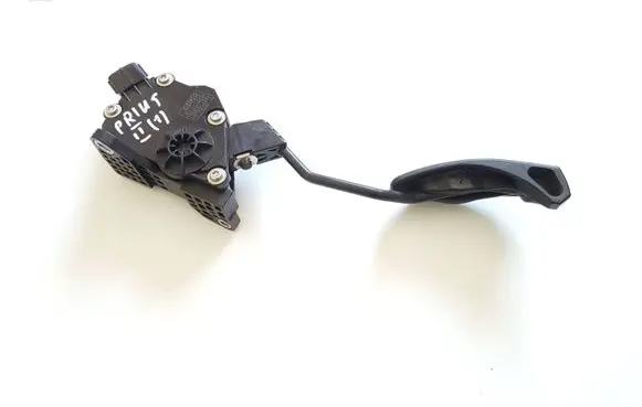 Toyota Prius (XW50) Accelerator throttle pedal 7811012040 1988007830 07L09D00112