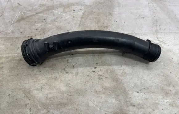 Peugeot 308 Intercooler hose/pipe 9817416680
