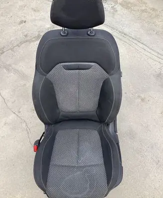 Renault Kadjar Front driver seat F154911500