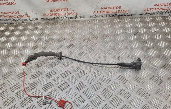 Audi A8 S8 D3 4E Fuel cap flap release cable 4E0810899C