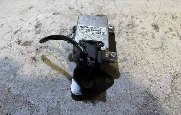 Ford S-MAX ESP acceleration yaw rate sensor 6G913C187AG 15444111 A2C53278132