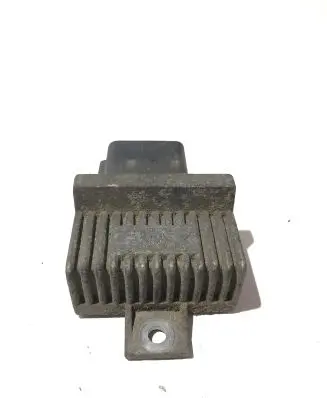 Volvo S40, V40 Glow plug pre-heat relay 7700115078