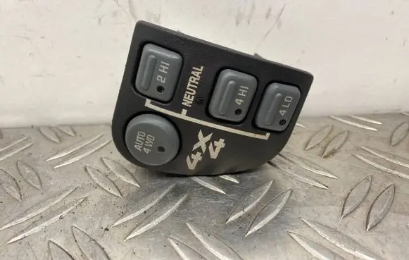 Chevrolet Blazer Differential lock switch 15708958