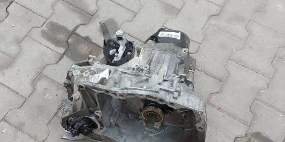 Renault Modus Manual 5 speed gearbox JH3128