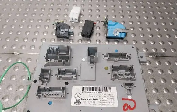 Mercedes-Benz C AMG W205 SAM control unit A2229005914