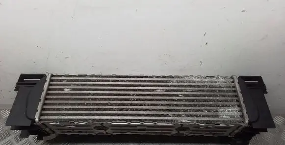 BMW 3 F30 F35 F31 Intercooler radiator 7600532