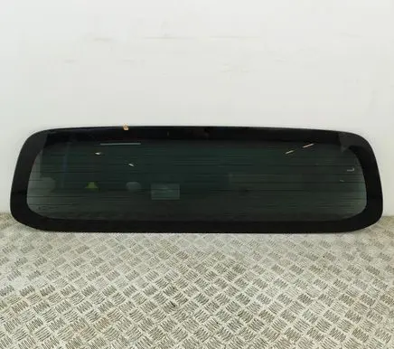 Mitsubishi L200 Rear windscreen/windshield window 6131A241
