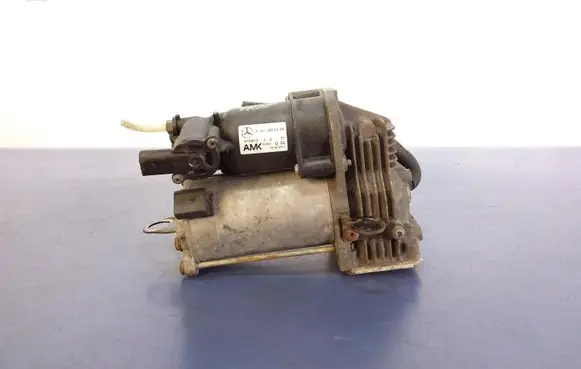 Mercedes-Benz R W251 Air conditioning (A/C) compressor (pump) A1663200104
