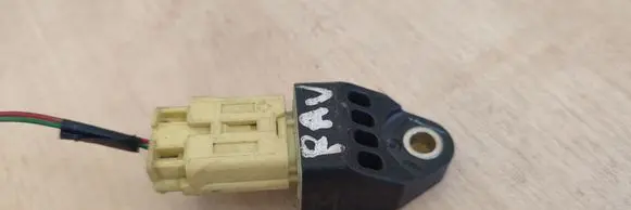 Toyota RAV 4 (XA30) Airbag deployment crash/impact sensor 8983133020