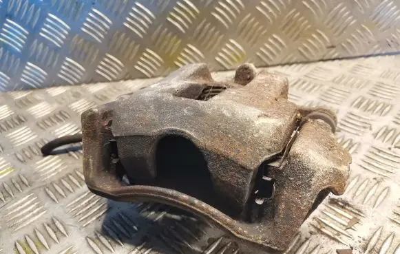 Mercedes-Benz A W169 Front brake caliper