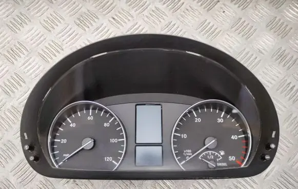 Mercedes-Benz Sprinter W906 Speedometer (instrument cluster) A9069005800