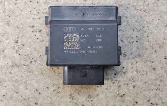 Audi A6 S6 C8 4K Fuel injection pump control unit/module 4K0906121C17A 4K0906121C