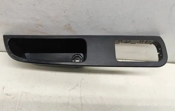 Mercedes-Benz Sprinter W907 W910 Other front door trim element A9077220400 156182372