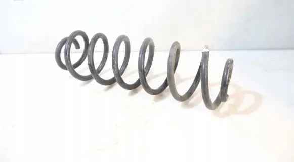Skoda Octavia Mk3 (5E) Coil spring/strut mount 