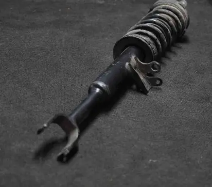BMW 5 F10 F11 Front shock absorber/damper 6863896