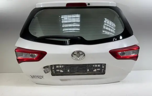 Toyota Yaris Tailgate/trunk/boot lid