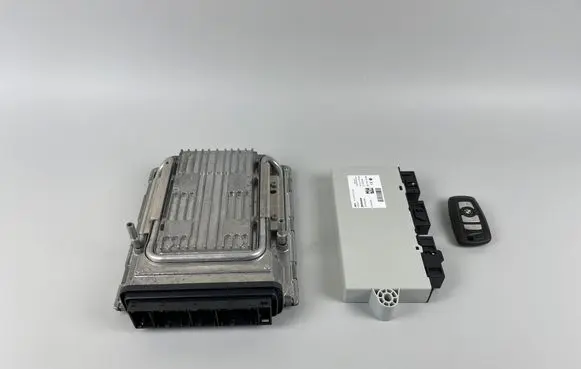 BMW 5 F10 F11 Engine ECU kit and lock set 7613202 9241971