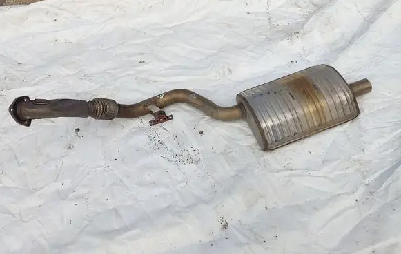 Audi A4 S4 B9 Muffler/silencer 8W0253211H 8W0118C