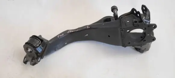 BMW 1 F40 Stub axle ZWROTNICAF40LEWYTY