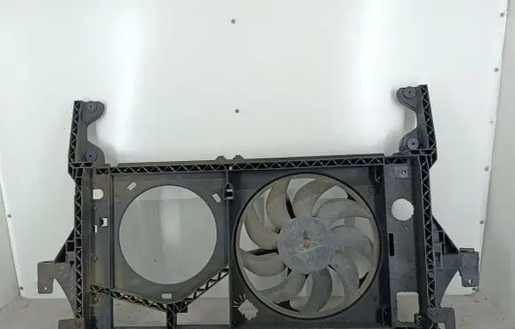 Renault Master II Electric radiator cooling fan 8200708111A