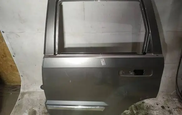 Rear door