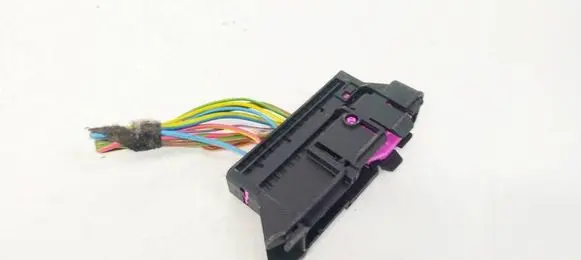 Volkswagen Touran I Sensor 1K0937722D