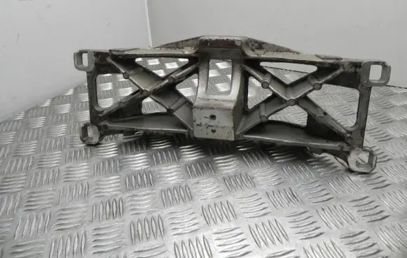 Jaguar XF Engine mounting bracket CX235060AA VD15855