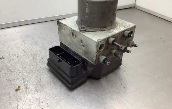 Alfa Romeo 159 ABS Pump 51828597