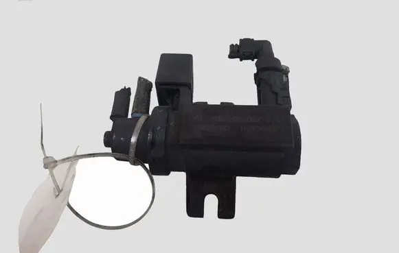 BMW 5 E60 E61 Turbo solenoid valve 70206301