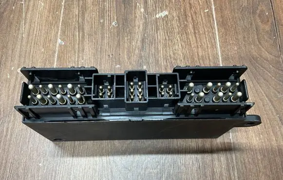 Mercedes-Benz E W124 Comfort/convenience module 1248203226