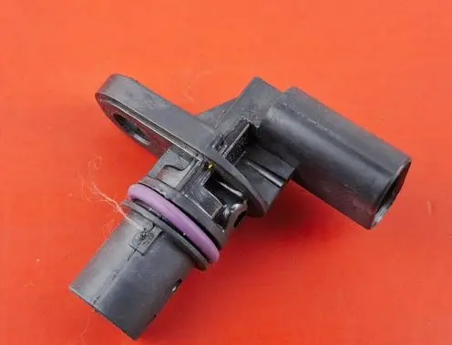 Volkswagen PASSAT B8 Camshaft vanos timing valve 05E907601A