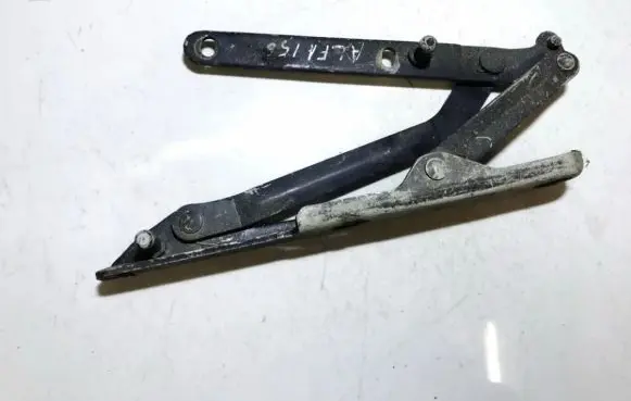 Alfa Romeo 166 Tailgate/trunk/boot hinge