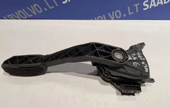 Volvo S60 Accelerator throttle pedal 30636006