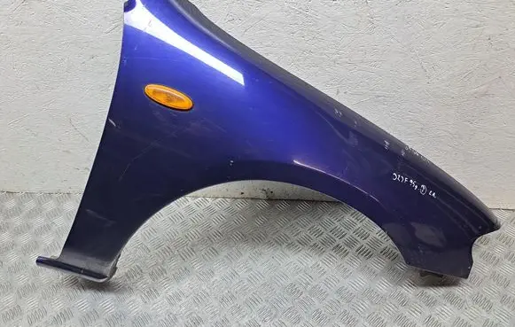 Mazda 323 Fender BC5E52110A