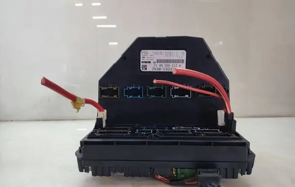 Mercedes-Benz C W204 SAM control unit A2129005812
