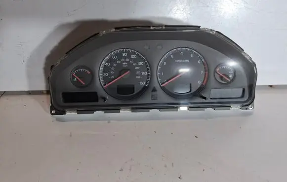 Speedometer (instrument cluster)
