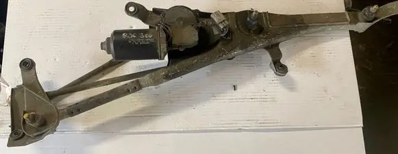 Lexus RX 300 Front wiper linkage and motor 8511048130 1592007300