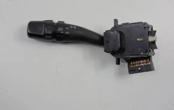 KIA Cerato Wiper turn signal indicator stalk/switch