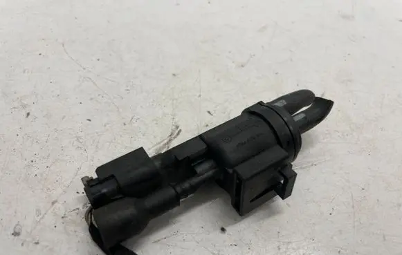 Mercedes-Benz E W213 Vacuum valve A0025407097