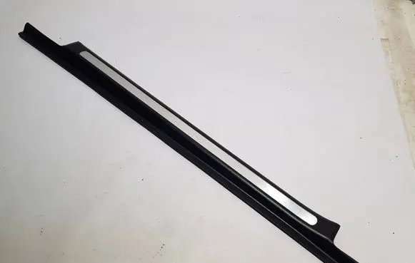 Mercedes-Benz CLC CL203 Side skirt front trim 2036802735FFR A2036802735