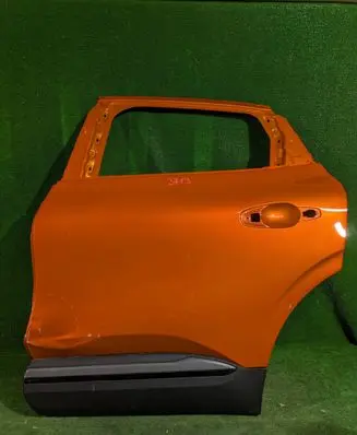 Renault Arkana Rear door