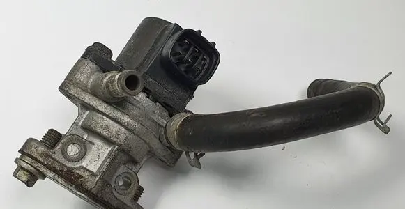Jaguar XK - XKR EGR valve YW93-9E456-AB
