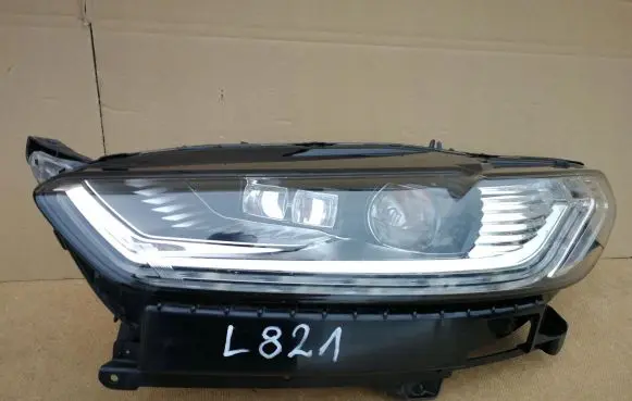 Ford Mondeo MK V Headlight/headlamp
