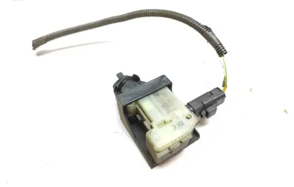 Citroen DS5 Fuel tank cap lock motor 9658236780 B0665305