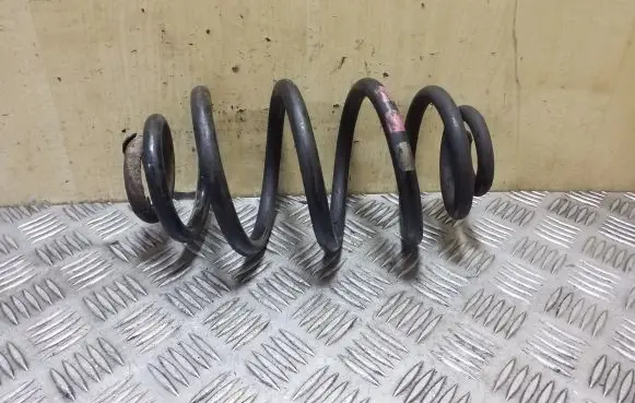Audi A6 S6 C5 4B Rear coil spring