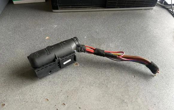 Volkswagen Transporter - Caravelle T5 Plug wire 7L0906385A