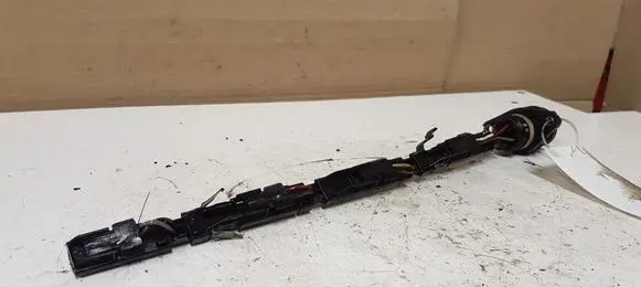 Volkswagen Touran I Fuel injector wires 038971803