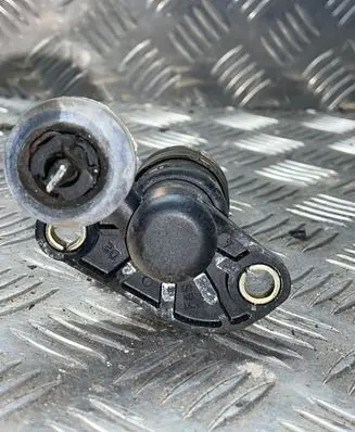 Audi A4 S4 B5 8D Clutch master cylinder 8E1721401C