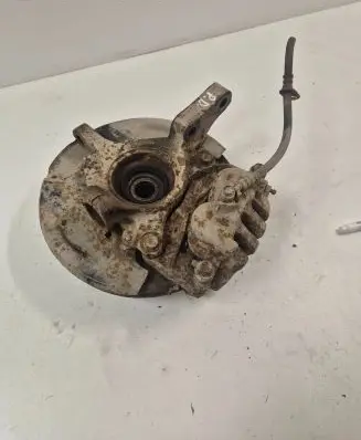 Subaru Forester SG Front wheel hub