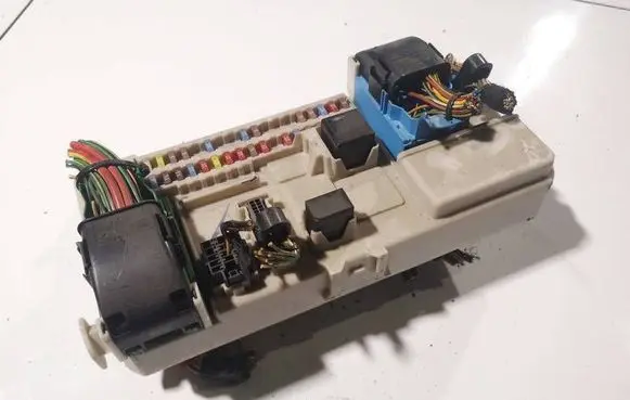 Fuse box set